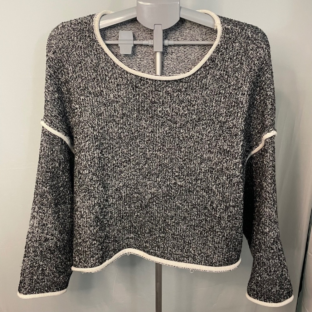POL‎ Women's Small Gray/White Marled Knit Long Sleeve Cropped Sweater SMALL